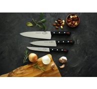 Kuchyňský nůž v délce 16 cm