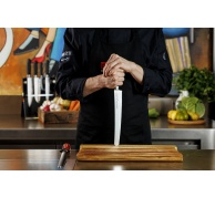 Univerzální nůž ACTIVECUT PURE v délce 26 cm, vroubkované ostří, kovaný