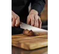 Nůž na chléb ACTIVECUT PURE v délce 21 cm, vroubkované ostří, kovaný